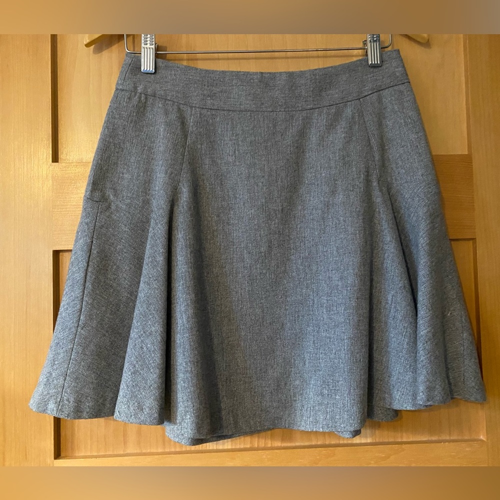 Banana Republic Grey Wool Blend Fit & Flare skirt wool size 2